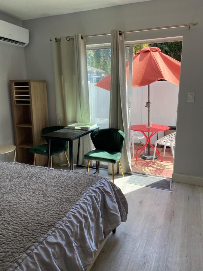 Апартаменты Cozy Studio Near Atlantic Ave W/Private Patio Делрей-Бич Экстерьер фото